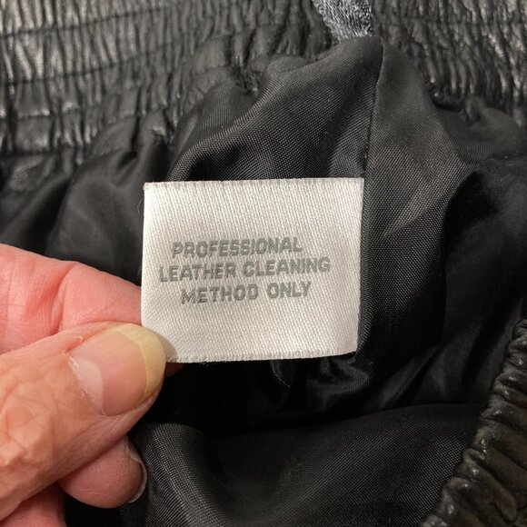 Walter Baker Pleated Black Leather Mini Skirt, Size Medium, Elastic Waist, Lined - Picture 8 of 10